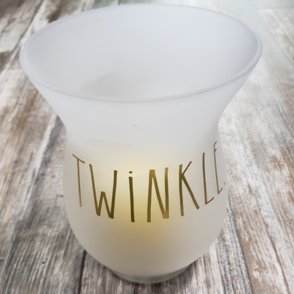 Twinkle Rae Dunn. Vase - Picture 2 of 5